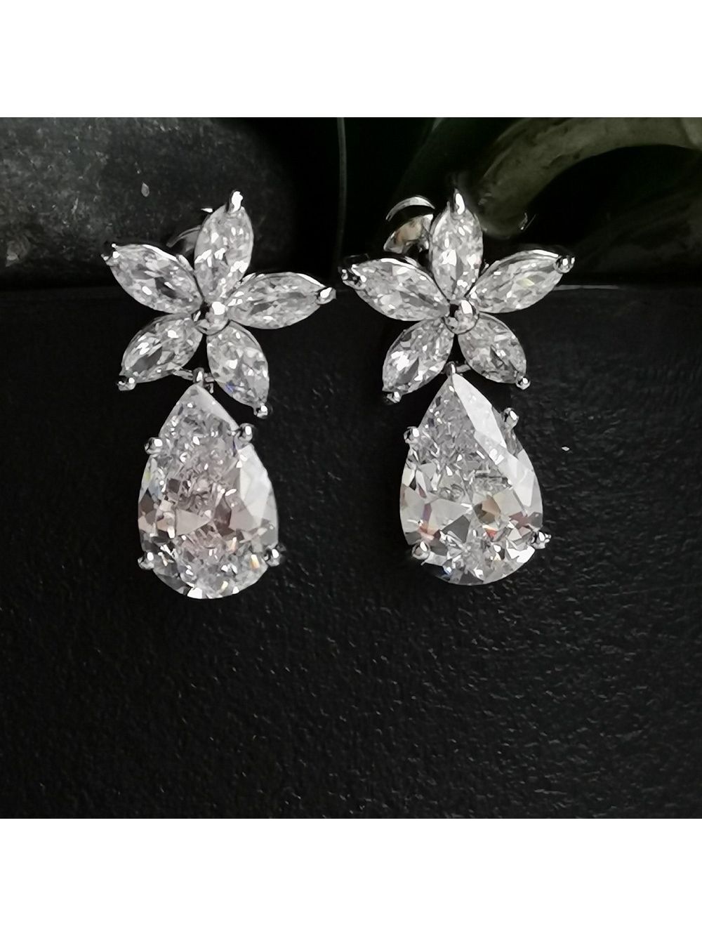 NWT earrings cz drops 14k white gold overlay